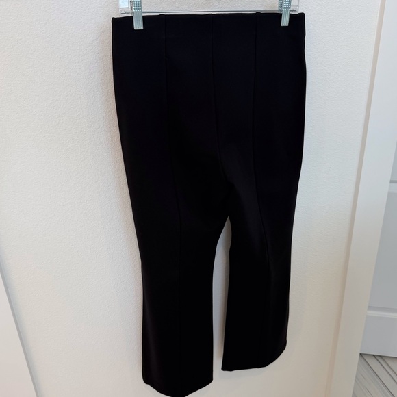 Gap High Rise Double Knit Crop Kick Black Pants Size M - Picture 3 of 11
